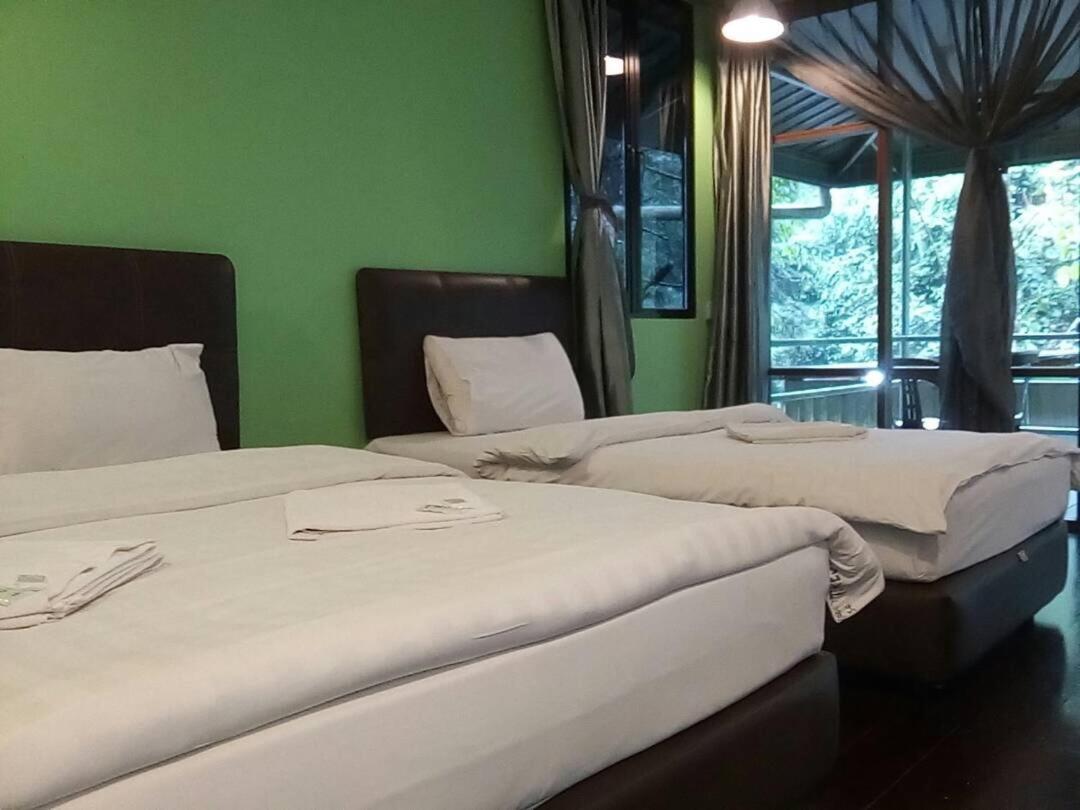 J Residence Kampong Kundassan Εξωτερικό φωτογραφία
