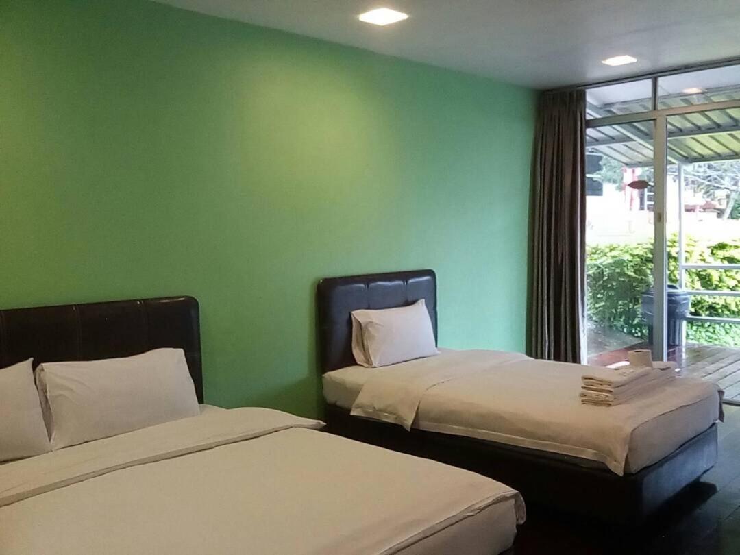 J Residence Kampong Kundassan Εξωτερικό φωτογραφία