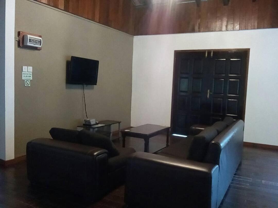 J Residence Kampong Kundassan Εξωτερικό φωτογραφία