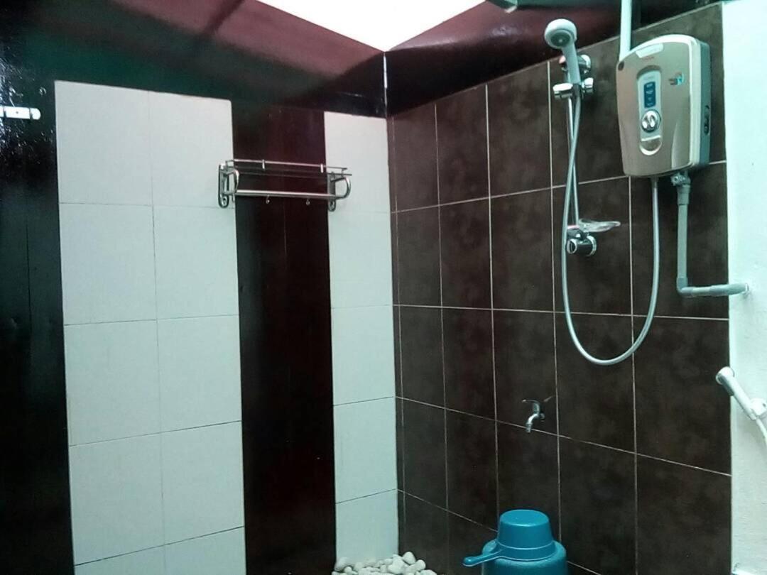 J Residence Kampong Kundassan Δωμάτιο φωτογραφία