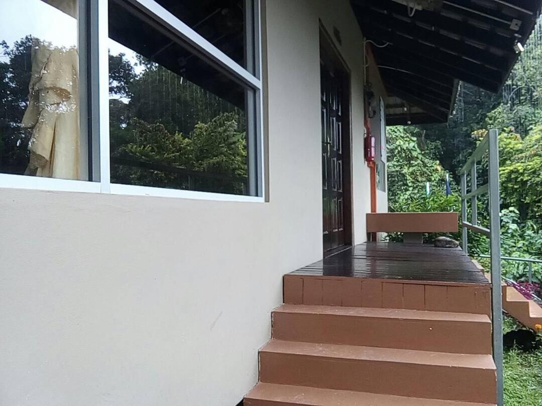 J Residence Kampong Kundassan Δωμάτιο φωτογραφία